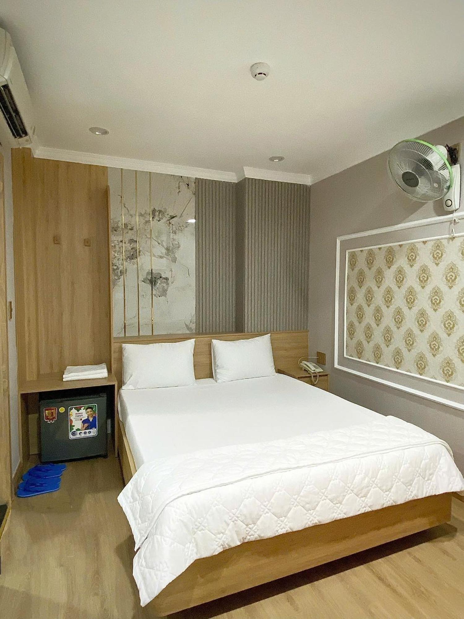 Thanh Binh Premium Hotel Cidade de Ho Chi Minh Exterior foto